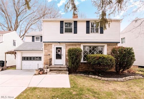 4037 Monticello Blvd, Cleveland Heights, OH, 44121-2066 | Card Image