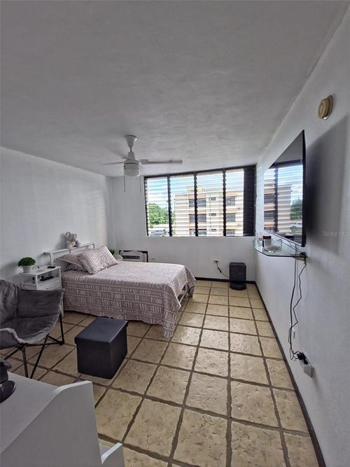 c210-CARR 3 Km 66.7 Cala De Hucares, NAGUABO, PR, 00718 | Card Image