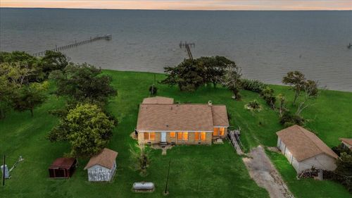 11910 Cedar Gully Rd, Beach City, TX, 77523-8271 | Card Image