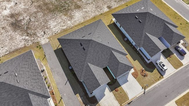 144 Canvas Ln, Home with 2 bedrooms, 3 bathrooms and 4 parking in Port St. Joe FL | Image 4