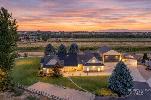 9650 Kemp Rd, Middleton, ID, 83644-5355 | Card Image