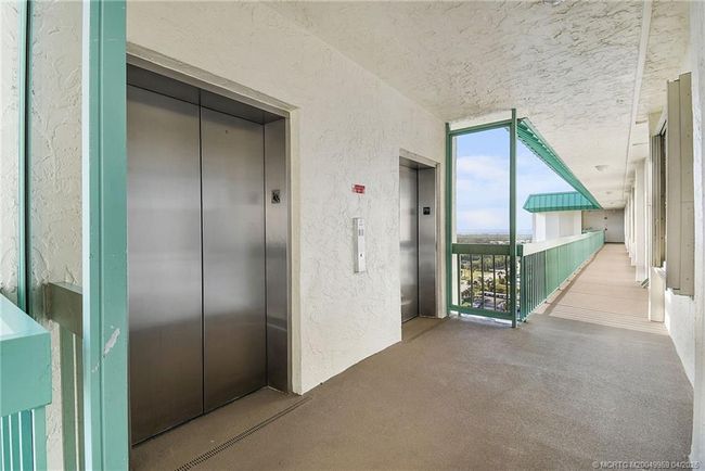 APT-1604 - 9900 S Ocean Dr, Condo with 2 bedrooms, 2 bathrooms and null parking in Jensen Beach FL | Image 4