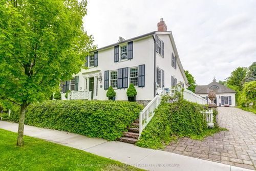 28 Prideaux St, Niagara on the Lake, ON, L0S1J0 | Card Image