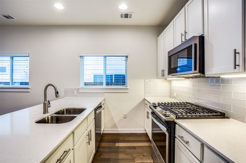 unit-17-6800 Menchaca Rd, Austin, TX, 78745-5374 | Card Image