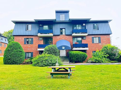 2d-34 Dunbarton Road, Manchester, NH, 03102 | Card Image