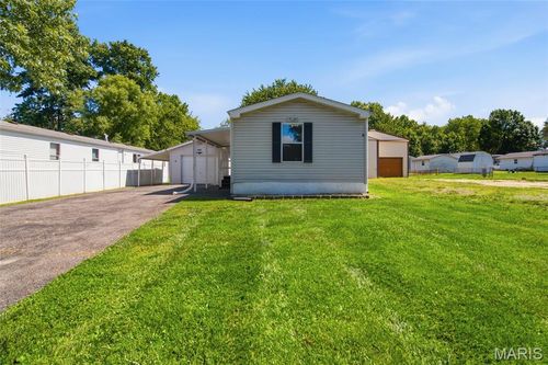 1805 Creekview Dr, O Fallon, IL, 62269-1606 | Card Image