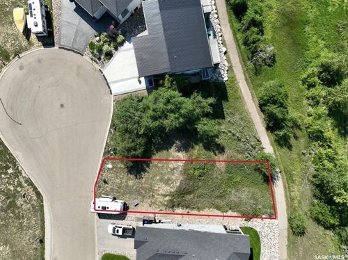 13 Copper Ridge Way, Moose Jaw, SK, S6H4R1 | Card Image