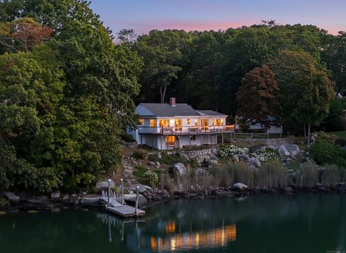 144 Warren Ave, Mystic, CT, 06355-2131 | Card Image