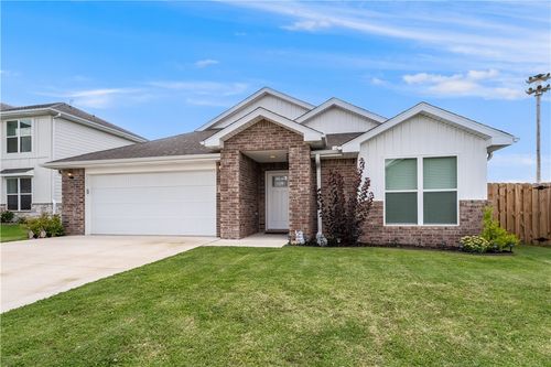 550 Snapdragon Drive, Centerton, AR, 72719 | Card Image