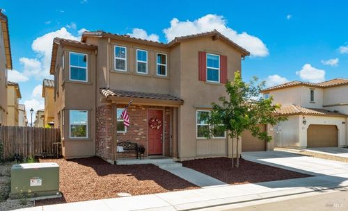 824 Tulip St, Vacaville, CA, 95687-7685 | Card Image