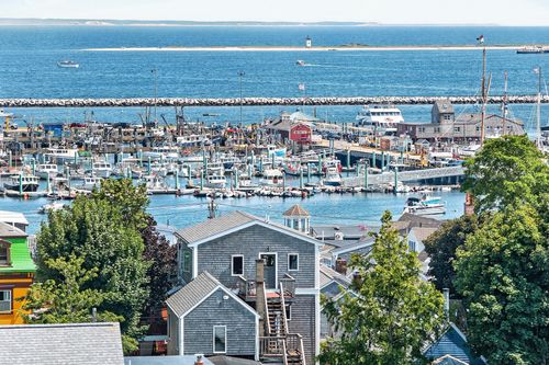 unit-5-348A Commercial St, Provincetown, MA, 02657-2328 | Card Image
