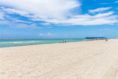 apt-305-8877 Collins Ave, Surfside, FL, 33154-3519 | Card Image