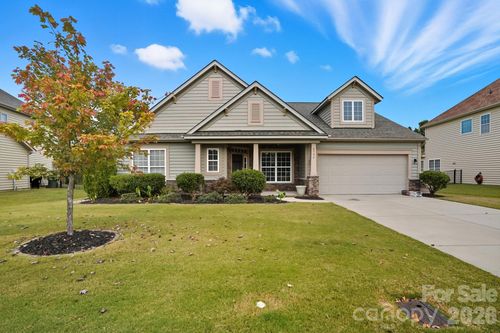 4384 Triumph Dr Sw, Concord, NC, 28027-2722 | Card Image