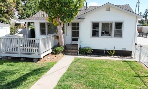 1027 Knowles Ave., Carlsbad, CA, 92008 | Card Image