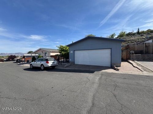 2166 Camellia Dr, Reno, NV, 89512-1638 | Card Image