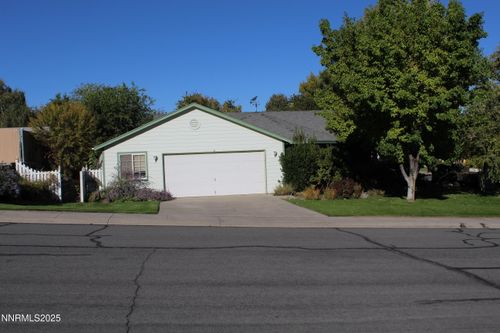 4100 Two Rock Dr, Winnemucca, NV, 89445-4152 | Card Image