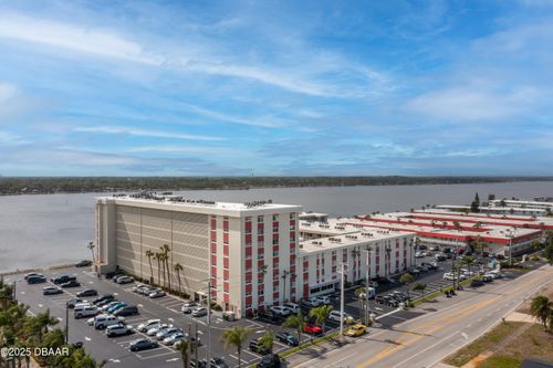 apt-794-2711 N Halifax Ave, DAYTONA BEACH, FL, 32118-3162 | Card Image