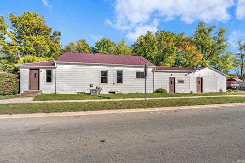 501 E Elkhart St, Bristol, IN, 46507-9606 | Card Image