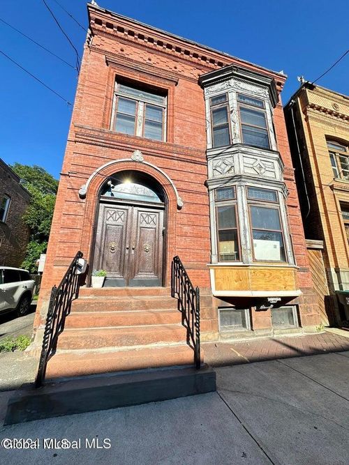 1-2916 6th Ave, Troy, NY, 12180-1317 | Card Image