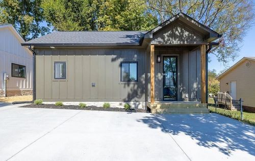 1905B Highland Ave, Columbia, TN, 38401 | Card Image