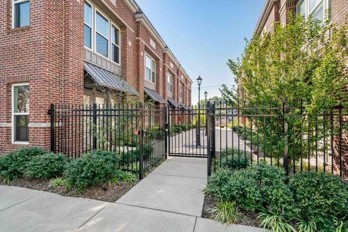 apt-4-1625 Monroe Ave, Memphis, TN, 38104-3747 | Card Image