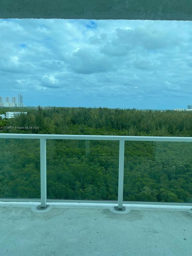 APT-1103 - 15051 Royal Oaks Ln, Condo with 3 bedrooms, 3 bathrooms and null parking in North Miami FL | Image 19