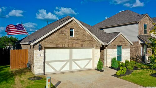1212 Loma Rnch, New Braunfels, TX, 78132-3456 | Card Image