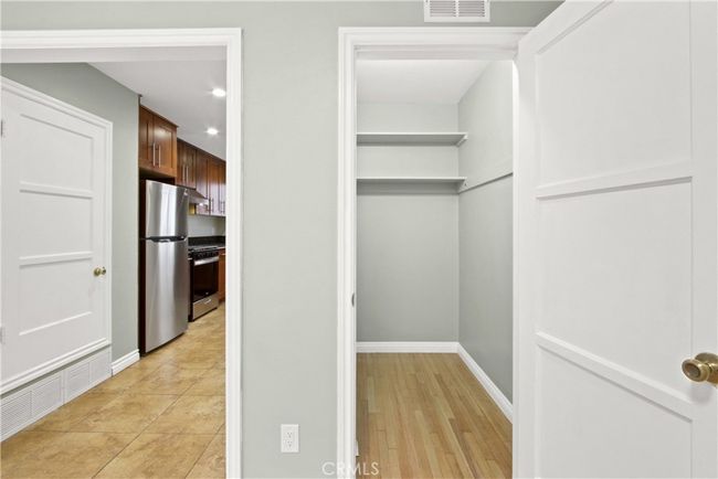 UNIT-7 - 325 Cedar Ave, Condo with 1 bedrooms, 1 bathrooms and null parking in Long Beach CA | Image 17