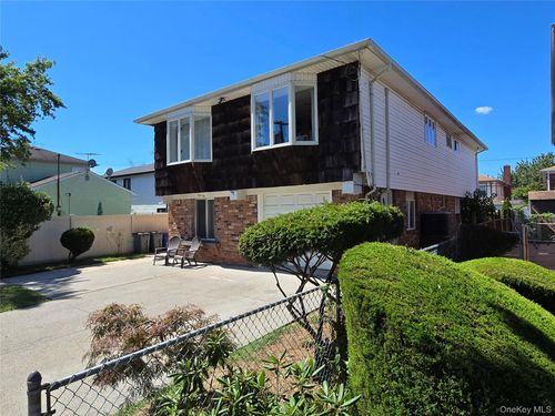 163 92nd St, Howard Beach, NY, 11414-3728 | Card Image
