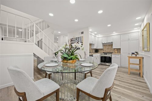 5572 Temple City Blvd, Temple City, CA, 91780-4229 | Card Image