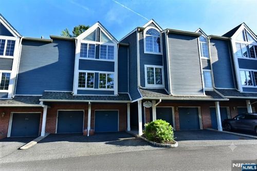 206 Cambridge Dr, Ramsey, NJ, 07446-1256 | Card Image
