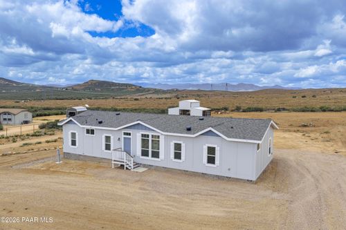 17100 E Archer Lane, Dewey-Humboldt, AZ, 86327 | Card Image