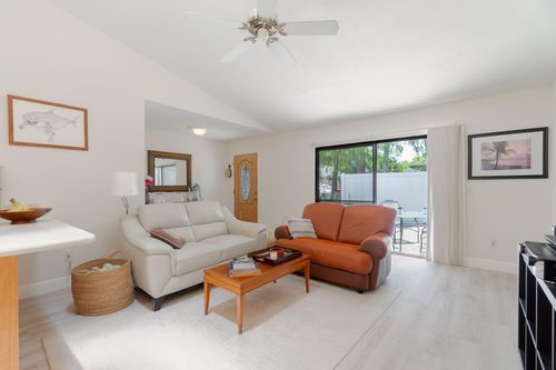1073 Goldenrod Rd, Wellington, FL, 33414-8532 | Card Image
