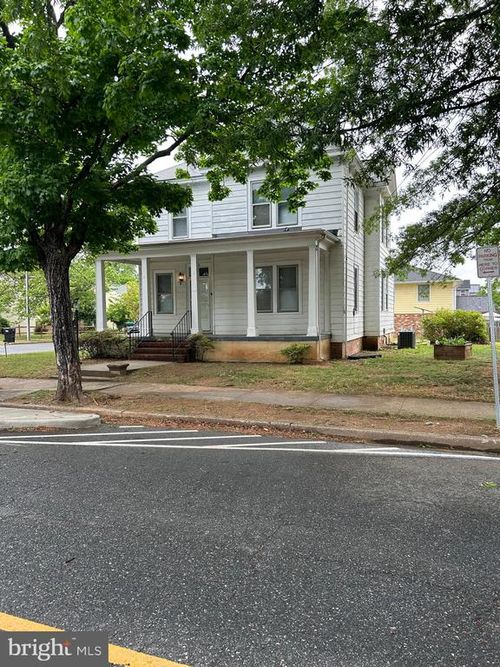 335 Tyler St, FREDERICKSBURG, VA, 22401-7141 | Card Image