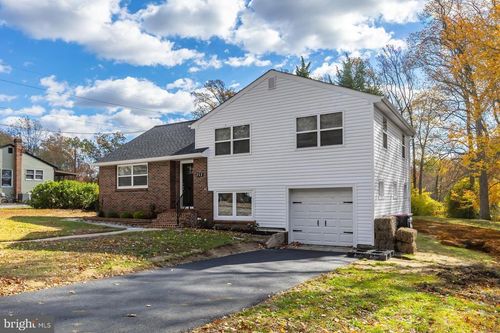 212 Summit Ave, BLACKWOOD, NJ, 08012-4113 | Card Image