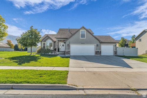2009 Lonestar Dr, Farmington, UT, 84025-2653 | Card Image