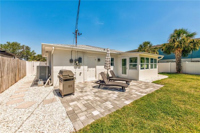 320 84 Th Ave, House other with 2 bedrooms, 1 bathrooms and null parking in ST PETE BEACH FL | Image 17