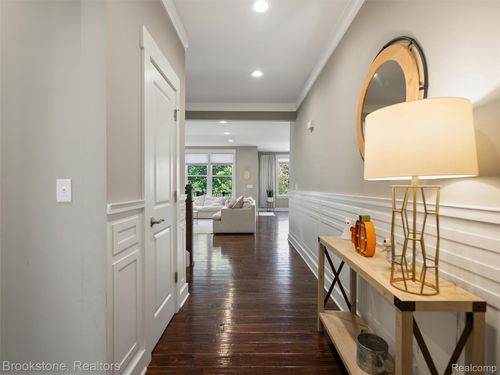 1039 Truman Dr, Canton, MI, 48188-2882 | Card Image