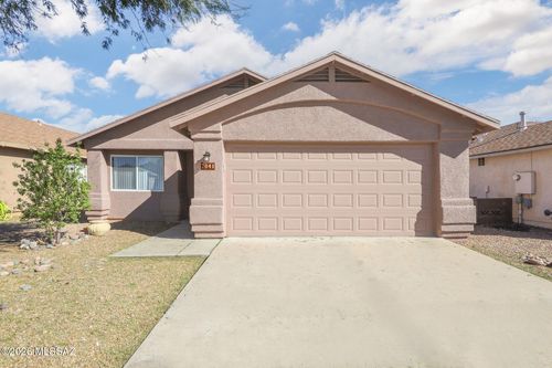 7041 E Mitchell Flyer Rd, Tucson, AZ, 85730-4986 | Card Image
