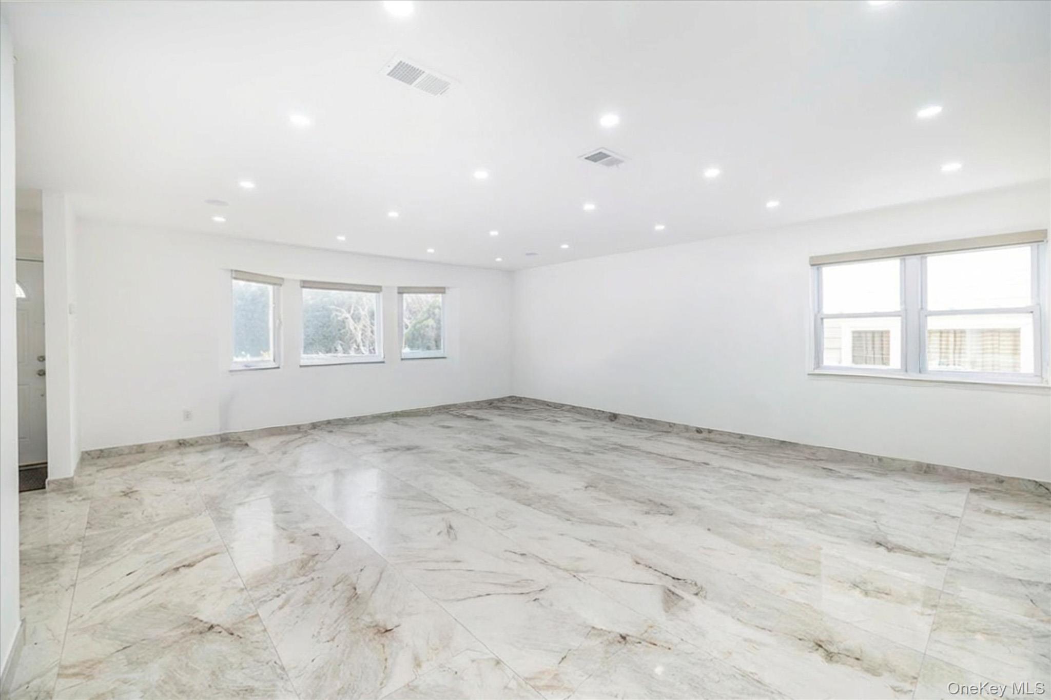 Residential in Hempstead 3
