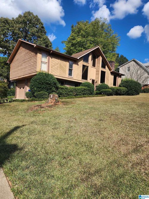 424 Yellow Hammer Dr, Roanoke, AL, 36274-2402 | Card Image