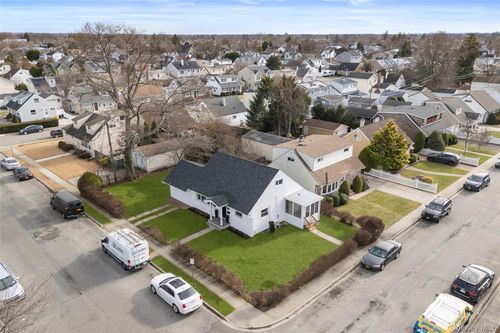 53 Ketcham Ave, Hicksville, NY, 11801-2032 | Card Image