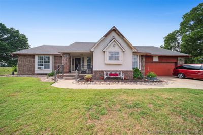 376034 E 1140 Road, House other with 3 bedrooms, 2 bathrooms and null parking in Okemah OK | Image 1