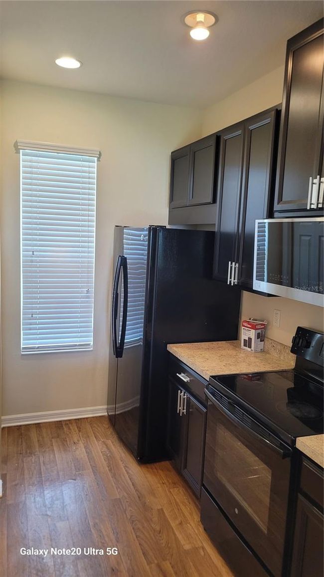 8859 Walnut Gable Ct, Townhouse with 2 bedrooms, 3 bathrooms and null parking in Riverview FL | Image 4