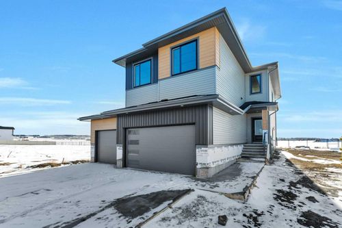 19 Everson Close, Red Deer, AB, T4R3M8 | Card Image