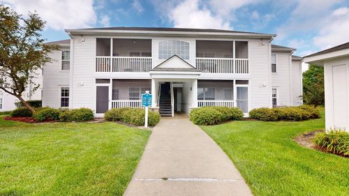 2790 S Knightsbridge Cir, Ann Arbor, MI, 48105-9287 | Card Image