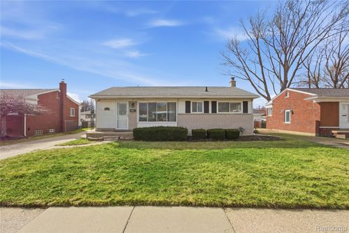 25317 Wagner Ave, Warren, MI, 48089-4675 | Card Image
