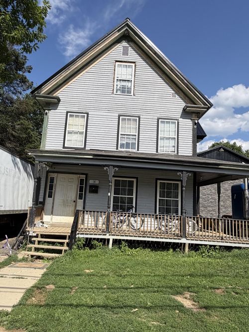 14 Chandler St, Houlton, ME, 04730-1665 | Card Image
