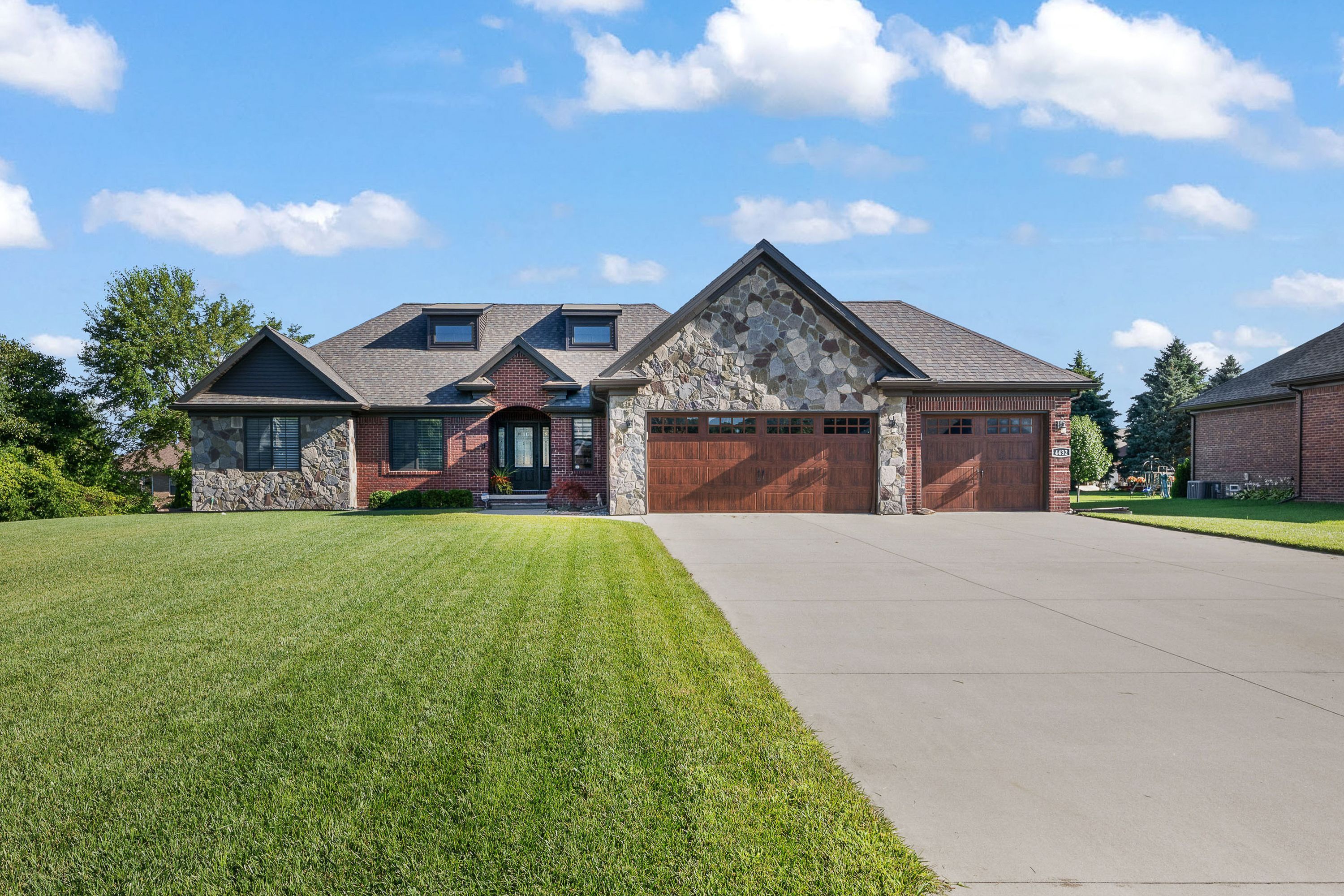 Irene Dr, Saint Clair, MI 48079