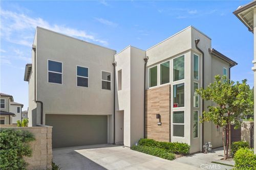 151 Holliston, Lake Forest, CA, 92630-8472 | Card Image